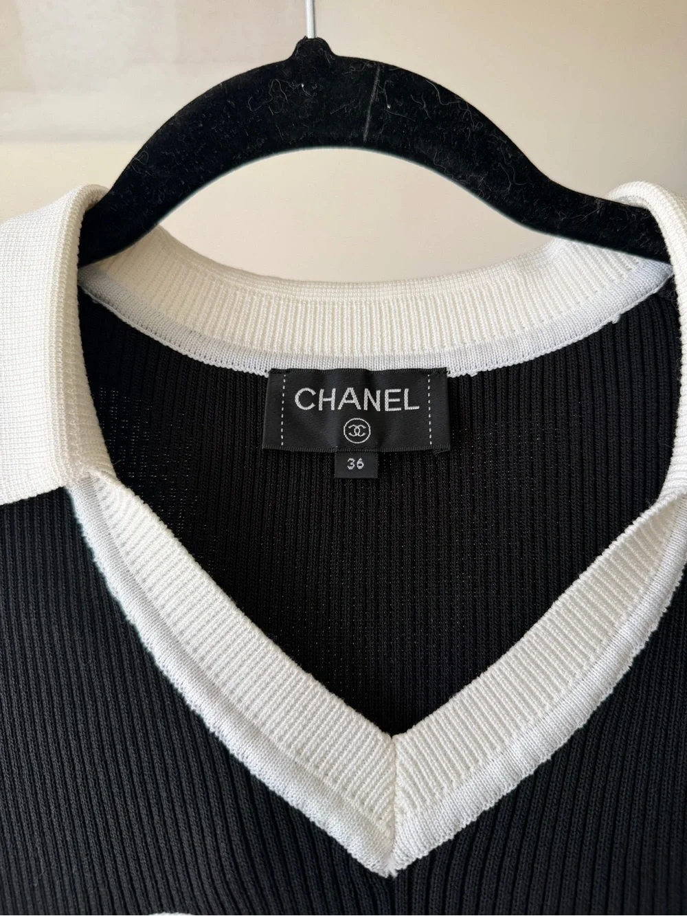 CHANEL Black and White Ribbed V-Neck Sweater